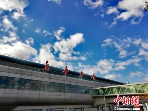 資料圖：烏魯木齊國際機(jī)場。 新疆機(jī)場集團(tuán)供圖