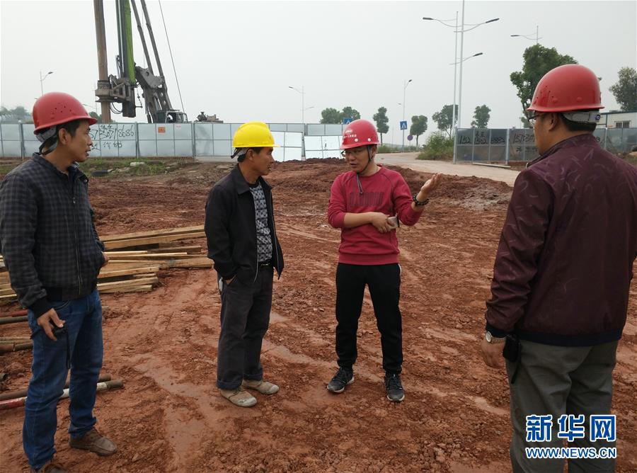 (新華全媒頭條·圖文互動)(4)讓奮斗成為人生最亮麗的底色——寫在2019年“五一”國際勞動節(jié)到來之際