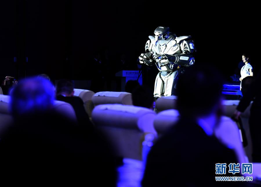 （新華全媒頭條&middot;圖文互動）（1）擁抱智能新時代：世界智能大會釋放了哪些新信號？