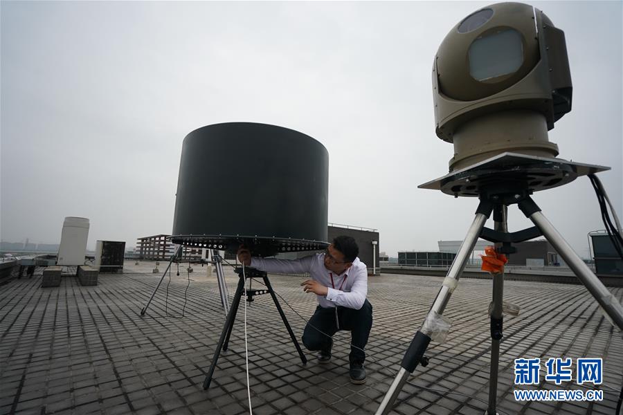 （新華全媒頭條&middot;壯麗70年&middot;奮斗新時(shí)代&middot;圖文互動(dòng)）（6）鑄就&ldquo;大國之眼&rdquo;&mdash;&mdash;來自中國雷達(dá)工業(yè)發(fā)源地中國電科第14研究所的蹲點(diǎn)報(bào)告