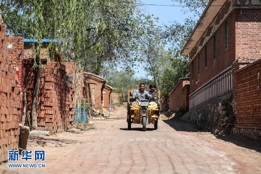 （圖文互動）（3）一條38年的生命通道：媽媽會一直把你當(dāng)作&ldquo;雛鳥&rdquo;