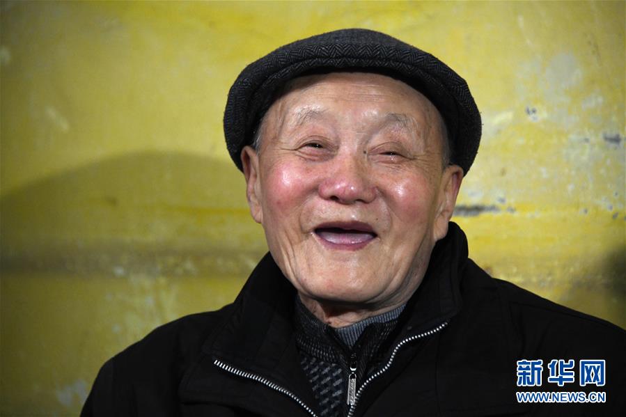 （新華全媒頭條&middot;圖文互動(dòng)）（1）鍛造領(lǐng)航復(fù)興的中流砥柱&mdash;&mdash;寫(xiě)在&ldquo;不忘初心、牢記使命&rdquo;主題教育即將啟動(dòng)之際