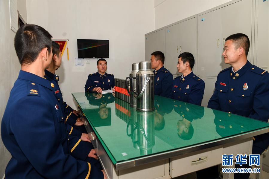 (壯麗70年·奮斗新時代·圖文互動)(13)林海孤島唱響冰與火之歌——記內(nèi)蒙古森林消防總隊(duì)大興安嶺支隊(duì)奇乾中隊(duì)