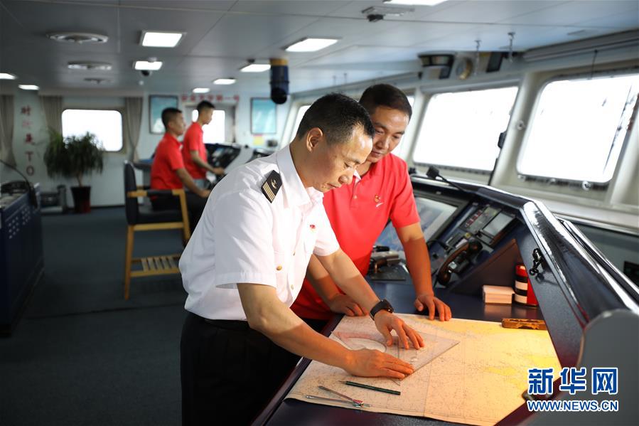 (圖文互動)(1)遠望3號遠洋航天測量船加速駛向測控任務(wù)海域