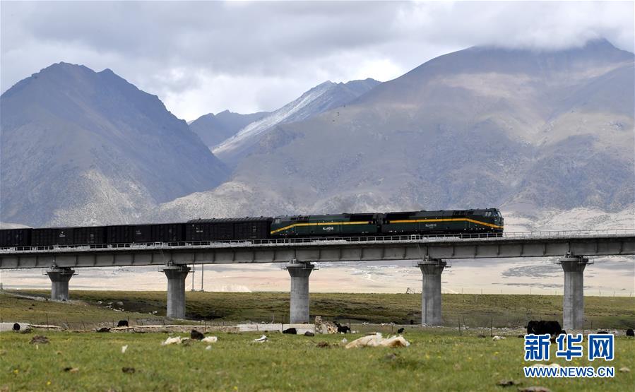 （壯麗七十年&middot;奮斗新時代&middot;圖文互動）（4）天路，讓世界屋脊不再遙遠