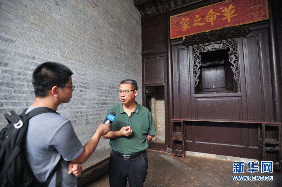 (壯麗70年·奮斗新時(shí)代——記者再走長征路·圖文互動)(4)不朽的紅色雄鷹——人民軍隊(duì)航空先驅(qū)馮達(dá)飛的故事