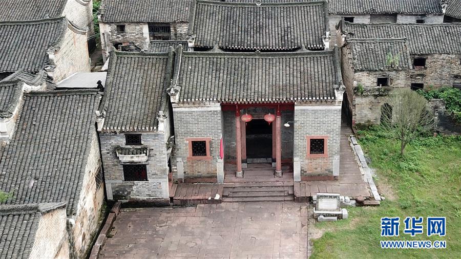 (壯麗70年·奮斗新時(shí)代——記者再走長(zhǎng)征路·圖文互動(dòng))(3)人心向背的力量:工農(nóng)群眾助力紅軍突破第三道封鎖線