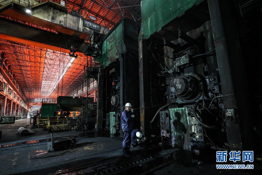 （新華全媒頭條&middot;圖文互動）（8）一曲壯麗的鋼鐵史詩&mdash;&mdash;鞍鋼與共和國風雨同行70載實錄