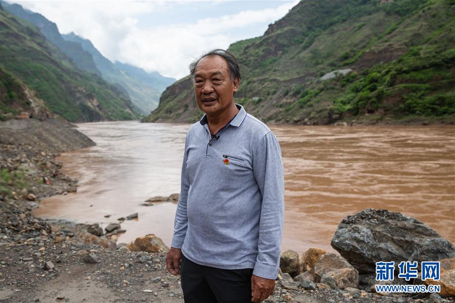 (壯麗70年·奮斗新時(shí)代——記者再走長征路·圖文互動(dòng))(4)七天七夜,驚心動(dòng)魄——皎平渡口永不消失的紅色記憶