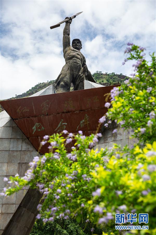 (壯麗70年·奮斗新時(shí)代——記者再走長征路·圖文互動(dòng))(5)七天七夜,驚心動(dòng)魄——皎平渡口永不消失的紅色記憶