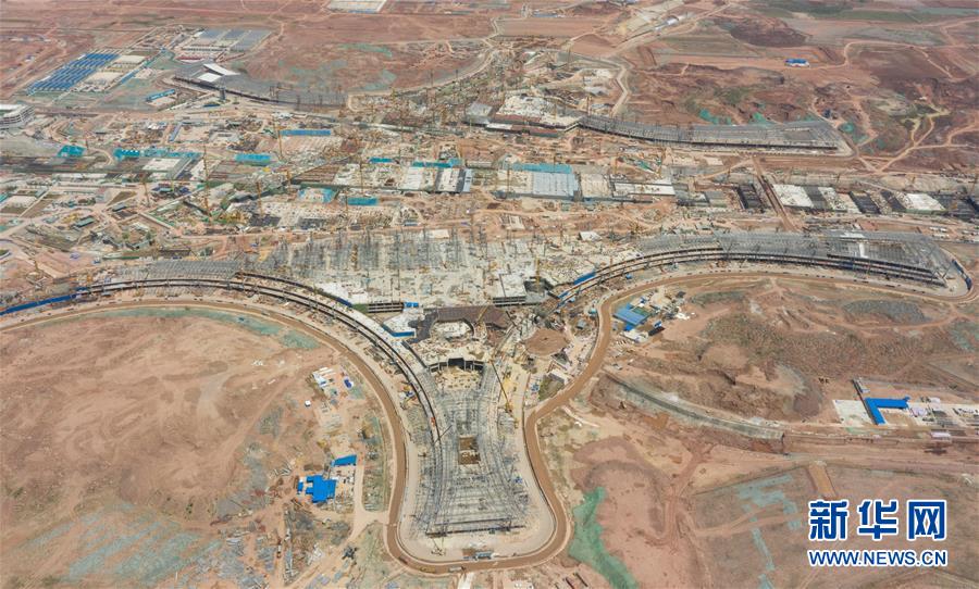 (壯麗70年·奮斗新時代——共和國發(fā)展成就巡禮·圖文互動)(9)治蜀往事激越 興川今朝豪邁——新中國成立70年四川發(fā)展巡禮