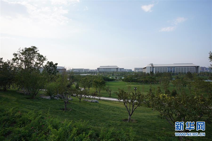 (壯麗70年·奮斗新時代——共和國發(fā)展成就巡禮·圖文互動)(2)千年古城崛起大國首都——北京70年跨越式發(fā)展紀(jì)實