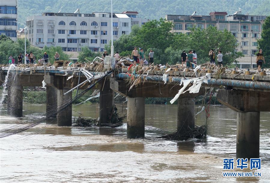 （關(guān)注&ldquo;利奇馬&rdquo;&middot;圖文互動(dòng)）（5）古城洪災(zāi) 八方馳援&mdash;&mdash;洪水災(zāi)害下的浙江臨海現(xiàn)場(chǎng)目擊