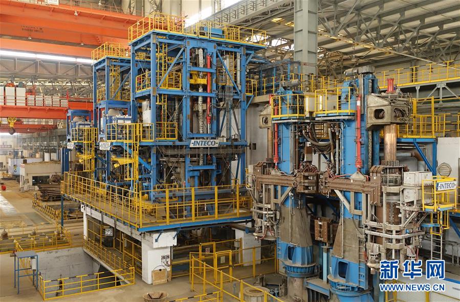 (壯麗70年·奮斗新時代——共和國發(fā)展成就巡禮·圖文互動)(9)共和國“工業(yè)長子”遼寧:遼海潮涌逐浪高