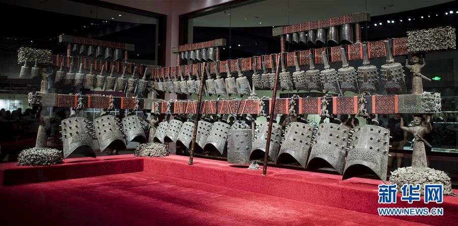 （新華調(diào)查&middot;新中國考古重大發(fā)現(xiàn)&middot;圖文互動(dòng)）（1）&ldquo;音樂寶藏&rdquo;曾侯乙墓：&ldquo;爆款&rdquo;的中華文明悅耳之音 