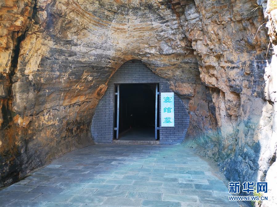 （新華調(diào)查&middot;新中國考古重大發(fā)現(xiàn)&middot;圖文互動）（2）滿城漢墓：點一盞長信宮燈，看不盡金縷玉衣