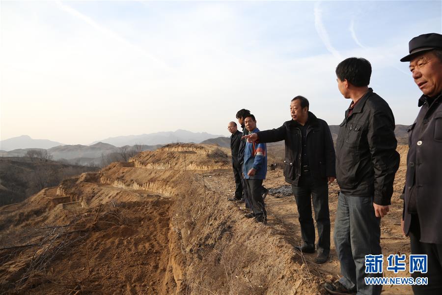 (新華全媒頭條·圖文互動)(12)凝聚民族復(fù)興的精神偉力——以習(xí)近平同志為核心的黨中央重視思想道德建設(shè)關(guān)心關(guān)愛道德模范紀(jì)實