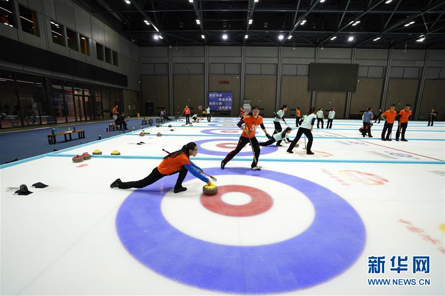 (新華全媒頭條·圖文互動(dòng))(9)百年首鋼 百煉成鋼——從鋼鐵強(qiáng)國(guó)“夢(mèng)工廠”到改革轉(zhuǎn)型“排頭兵”