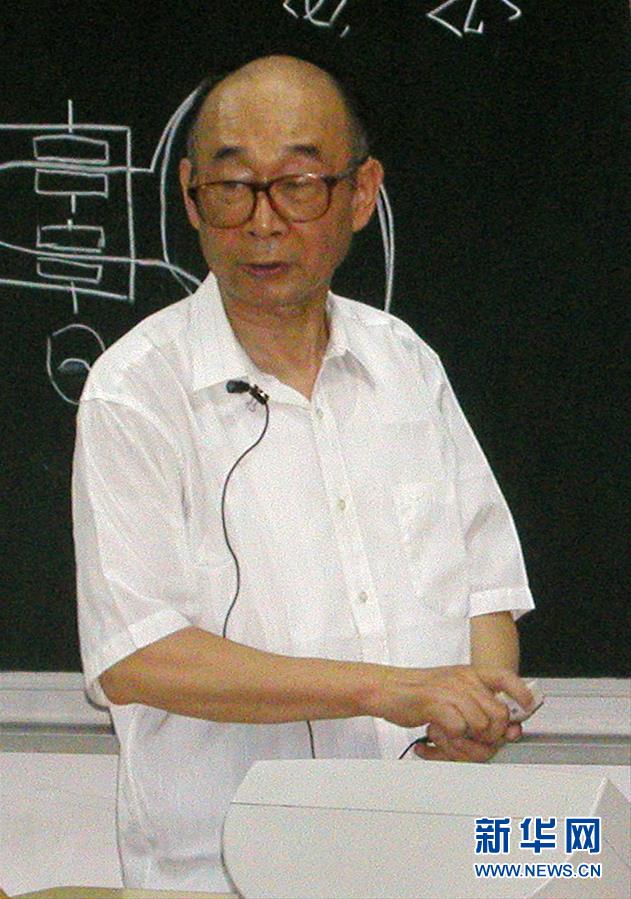 （愛(ài)國(guó)情 奮斗者&middot;圖文互動(dòng)）（3）永不停轉(zhuǎn)的&ldquo;陀螺&rdquo;&mdash;&mdash;追記中國(guó)工程院院士、國(guó)防科技大學(xué)教授高伯龍