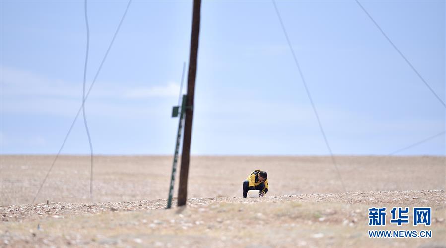（新華全媒頭條&middot;圖文互動(dòng)）（10）確保&ldquo;中華水塔&rdquo;碧水東流&mdash;&mdash;中國三江源生態(tài)保護(hù)報(bào)告