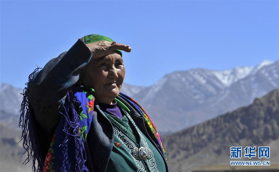 （壯麗70年&middot;奮斗新時代&mdash;&mdash;共和國榮光&middot;圖文互動）（2）中國，一生的守護(hù)&mdash;&mdash;記&ldquo;人民楷模&rdquo;國家榮譽稱號獲得者布茹瑪汗&middot;毛勒朵