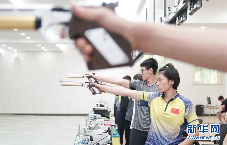 （軍運(yùn)會&middot;圖文互動）（1）斗志昂揚(yáng)創(chuàng)佳績 壯懷激烈展雄風(fēng)&mdash;&mdash;八一空軍五項隊成長記（配本社同題文字稿）