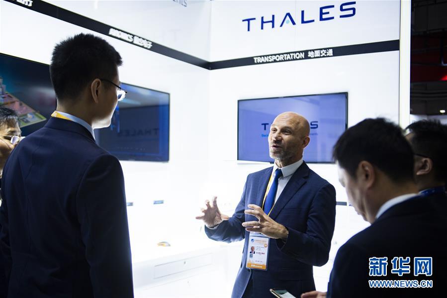 （新華全媒頭條&middot;圖文互動）（6）共襄盛舉 共享未來&mdash;&mdash;與會人士熱議習(xí)近平主席在第二屆中國國際進口博覽會上的主旨演講