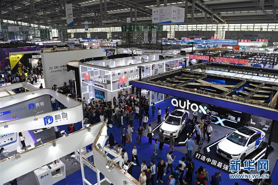 (新華全媒頭條·圖文互動(dòng))(1)觸摸跳動(dòng)的創(chuàng)新脈搏——從高交會(huì)看經(jīng)濟(jì)發(fā)展新動(dòng)能