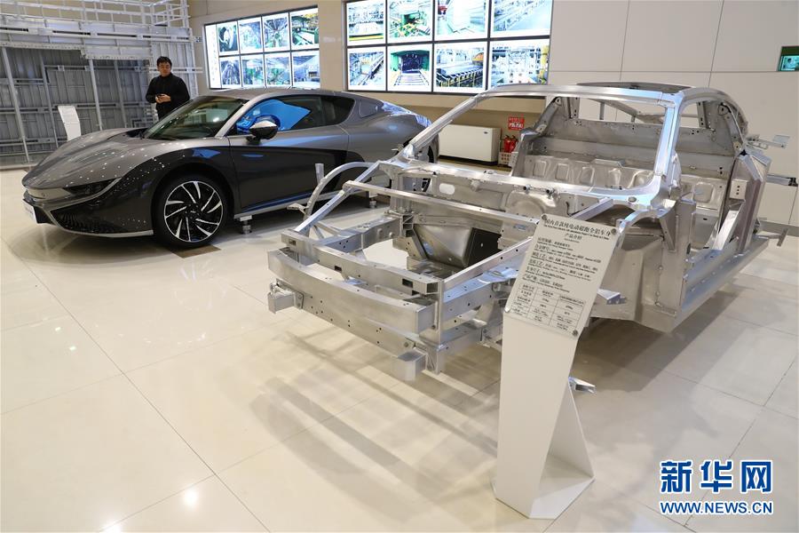 （四中全會(huì)精神在基層&middot;圖文互動(dòng)）（2）老工業(yè)城市&ldquo;明星產(chǎn)品&rdquo;的昔與今