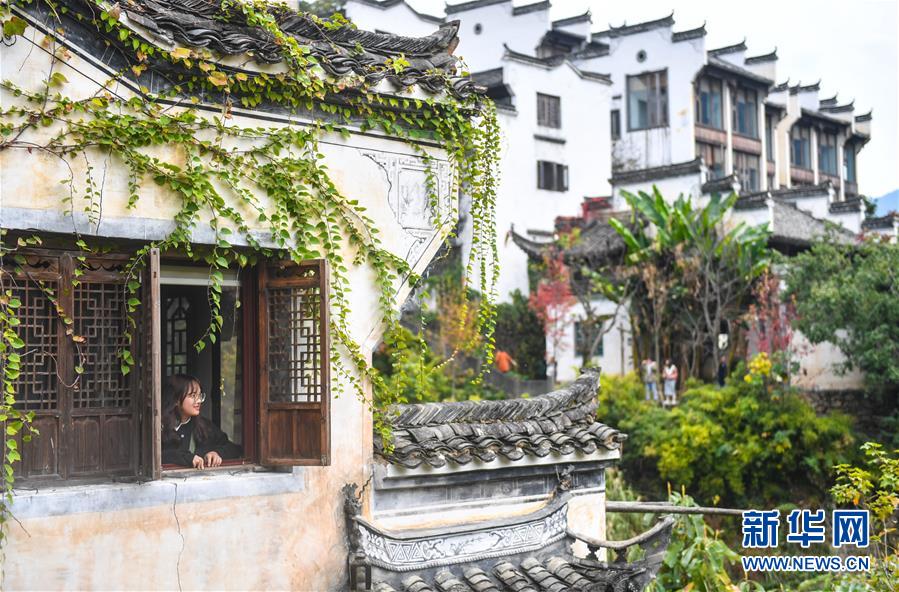 （圖文互動）（2）鄉(xiāng)村攝影師、鄉(xiāng)村&ldquo;模特&rdquo;、民宿店主&mdash;&mdash;鄉(xiāng)村旅游推動婺源農(nóng)民生活方式發(fā)生新變化