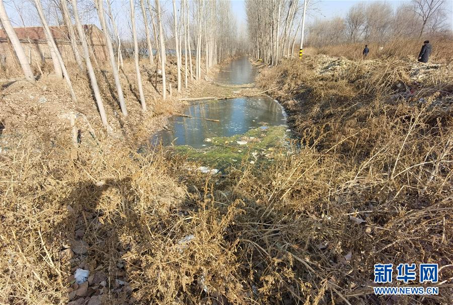 （新華調(diào)查&middot;國(guó)務(wù)院農(nóng)村人居環(huán)境大檢查&middot;圖文互動(dòng)）（1）農(nóng)村生活污水何處去？&mdash;&mdash;農(nóng)村污水治理&ldquo;梗阻&rdquo;現(xiàn)象調(diào)查