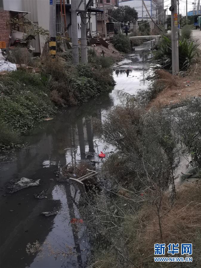 （新華調(diào)查&middot;國(guó)務(wù)院農(nóng)村人居環(huán)境大檢查&middot;圖文互動(dòng)）（4）農(nóng)村生活污水何處去？&mdash;&mdash;農(nóng)村污水治理&ldquo;梗阻&rdquo;現(xiàn)象調(diào)查