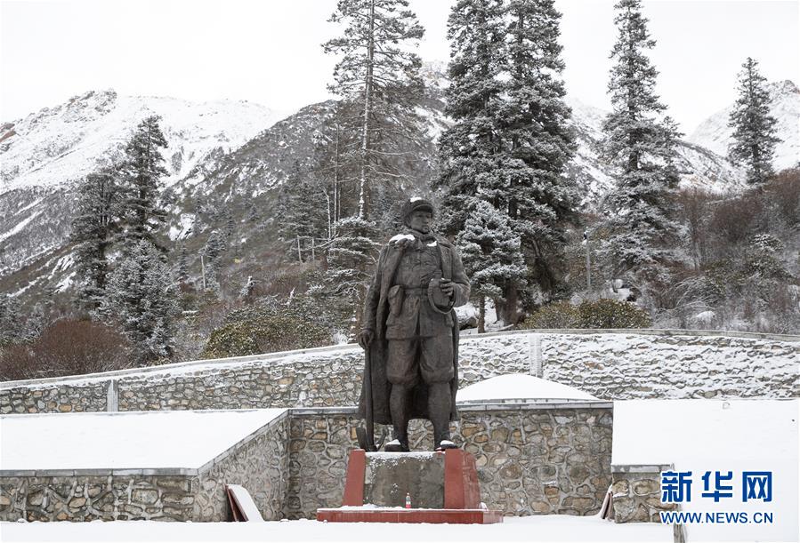 （新華全媒頭條&middot;圖文互動）（3）格?；ㄩ_滿天路&mdash;&mdash;寫在川藏公路通車65周年之際
