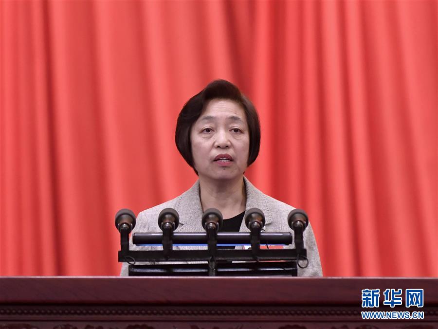 （兩會(huì)&middot;政協(xié)開幕&middot;XHDW）蘇輝代表政協(xié)第十三屆全國(guó)委員會(huì)常務(wù)委員會(huì)作提案工作情況的報(bào)告