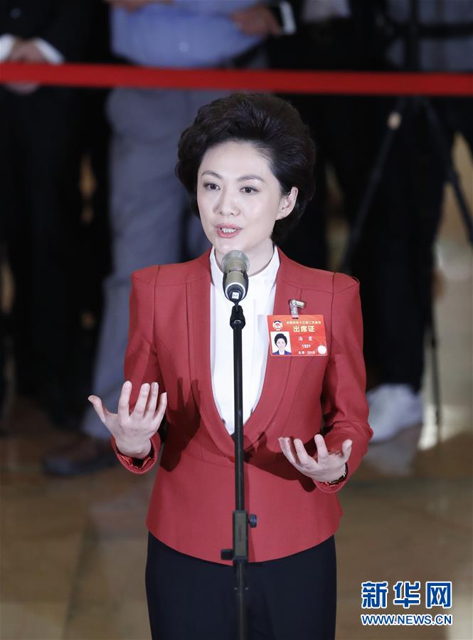 （兩會&middot;面對面）（6）全國政協(xié)委員接受采訪