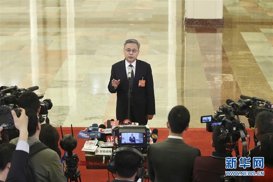 （兩會(huì)&middot;面對(duì)面）（1）采訪部長(zhǎng)