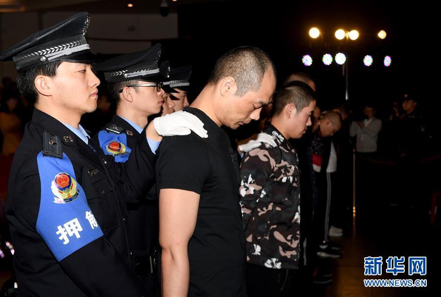 （新華全媒頭條&middot;圖文互動）（3）擊楫中流正當時&mdash;&mdash;全國掃黑除惡專項斗爭推進紀實