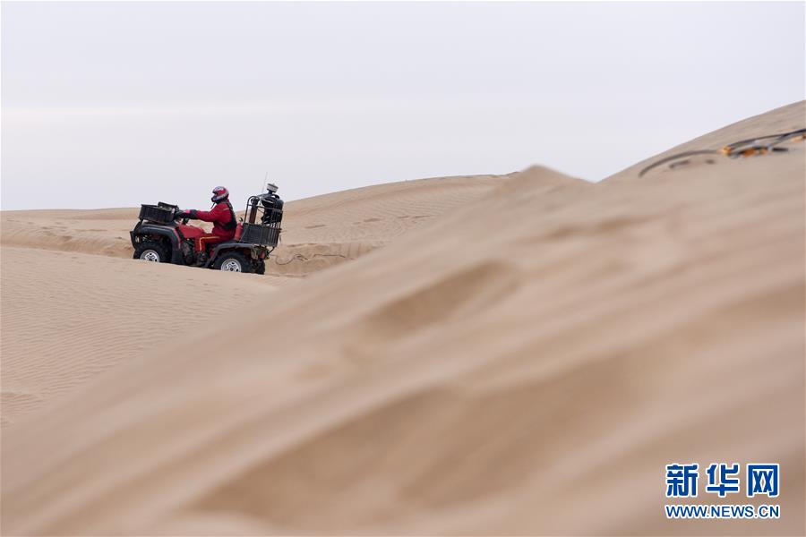 （新春走基層&middot;圖文互動(dòng)）（3）大漠中，一頂帳篷守歲五年