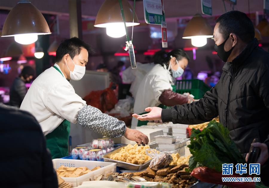 （聚焦疫情防控&middot;圖文互動）（2）&ldquo;靜默&rdquo;溫州的24小時：防控持續(xù)&ldquo;升級&rdquo;，千萬人口&ldquo;蟄伏&rdquo;