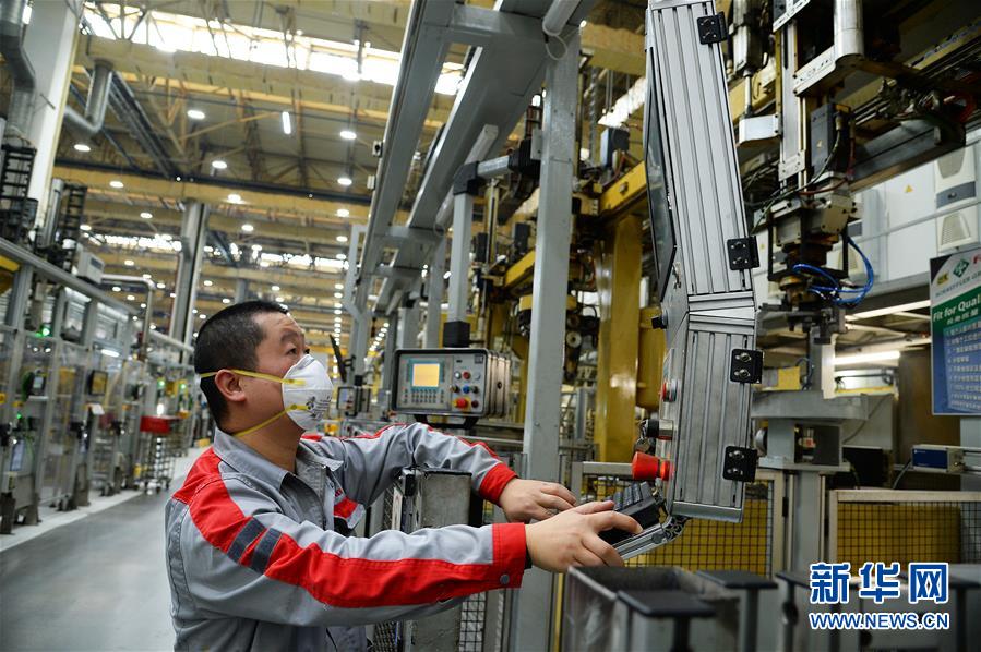 #（來自經(jīng)濟前沿的故事&middot;企業(yè)復(fù)工復(fù)產(chǎn)&middot;圖文互動)（1）&ldquo;陽光總在風(fēng)雨后&rdquo;&mdash;&mdash;制造業(yè)大省江蘇開啟有序復(fù)工