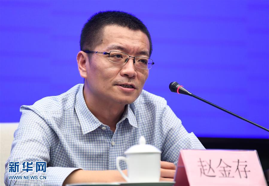 （聚焦疫情防控&middot;圖文互動）（2）鐘南山、李蘭娟院士團隊從新冠肺炎患者糞便中分離出病毒