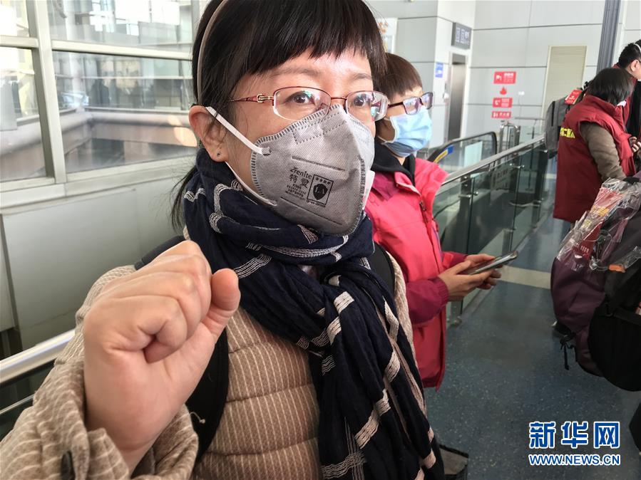 （熱點鮮報&middot;圖文互動）（2）三代人的約定：父母送我援湖北，我給孩子樹榜樣