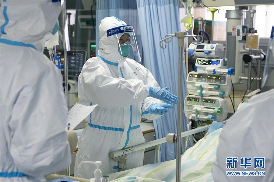 （新華全媒頭條&middot;圖文互動）（13）滄海橫流顯本色　戰(zhàn)&ldquo;疫&rdquo;一線黨旗紅&mdash;&mdash;全國各領域基層黨組織和廣大黨員奮力打好疫情防控阻擊戰(zhàn)（1）