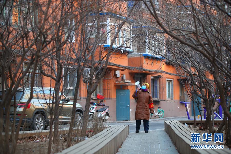 （新華全媒頭條&middot;圖文互動）（16）滄海橫流顯本色　戰(zhàn)&ldquo;疫&rdquo;一線黨旗紅&mdash;&mdash;全國各領域基層黨組織和廣大黨員奮力打好疫情防控阻擊戰(zhàn)