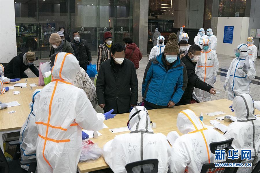 （新華全媒頭條&middot;圖文互動(dòng)）（7）托舉生命的方舟&mdash;&mdash;方艙醫(yī)院建設(shè)記