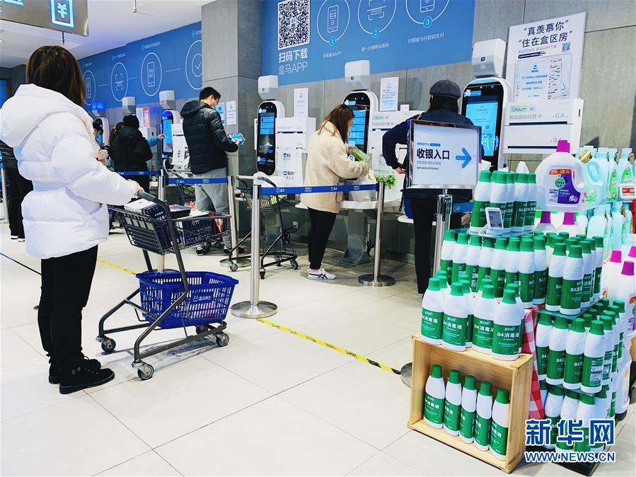 （圖文互動）（2）吃粉擼串，商圈&ldquo;打卡&rdquo;，動車出廠&mdash;&mdash;湖南&ldquo;標簽&rdquo;復(fù)蘇記