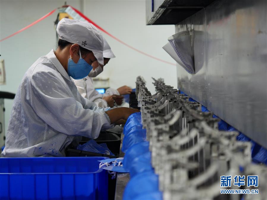 （聚焦疫情防控&middot;圖文互動(dòng)）（4）一家醫(yī)療企業(yè)的口罩戰(zhàn)&ldquo;疫&rdquo;