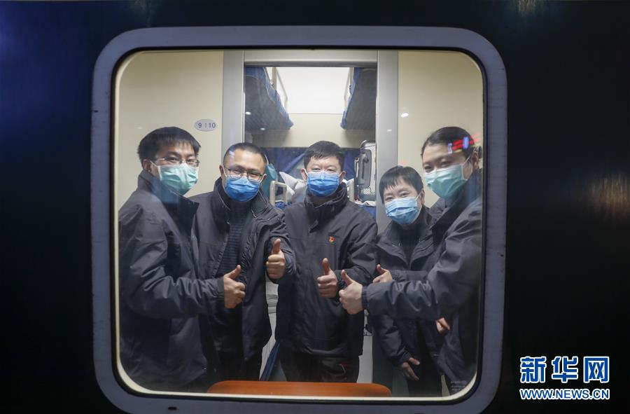 （聚焦疫情防控&middot;對(duì)口支援19省份在奮戰(zhàn)&middot;圖文互動(dòng)）（1）&ldquo;當(dāng)我們摘下口罩，看到彼此勝利的微笑&rdquo;&mdash;&mdash;重慶對(duì)口支援孝感市抗擊疫情紀(jì)實(shí)