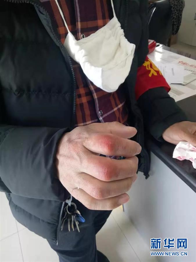 (在習(xí)近平新時(shí)代中國特色社會(huì)主義思想指引下——新時(shí)代新作為新篇章·習(xí)近平總書記關(guān)切事·圖文互動(dòng))(2)戰(zhàn)“疫”中的“凡人微光”