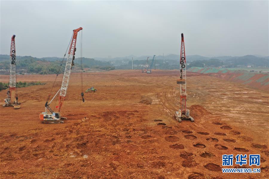 （圖文互動(dòng)）（3）&ldquo;克服困難大步朝前走&rdquo;&mdash;&mdash;長(zhǎng)沙市重大項(xiàng)目復(fù)工見聞